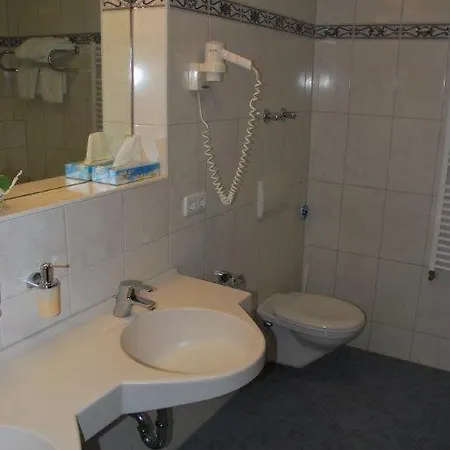 Hotel-gasthof Maisberger Neufahrn bei Freising